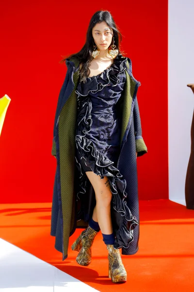 Look 42